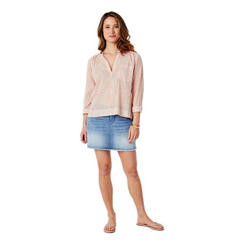 Carve Designs Women's Davis Top Guava_678