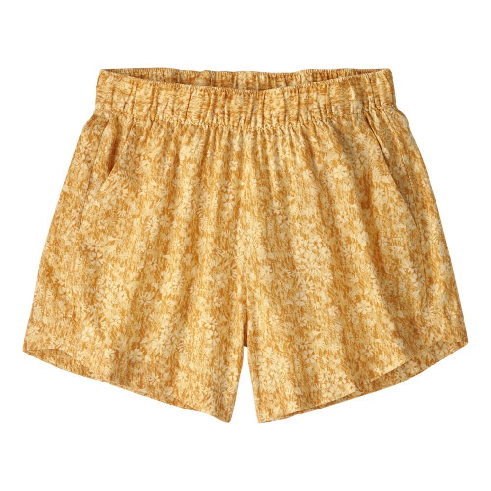 Patagonia Women's Garden Island Shorts - 4in Inseam BTAN_WFBE