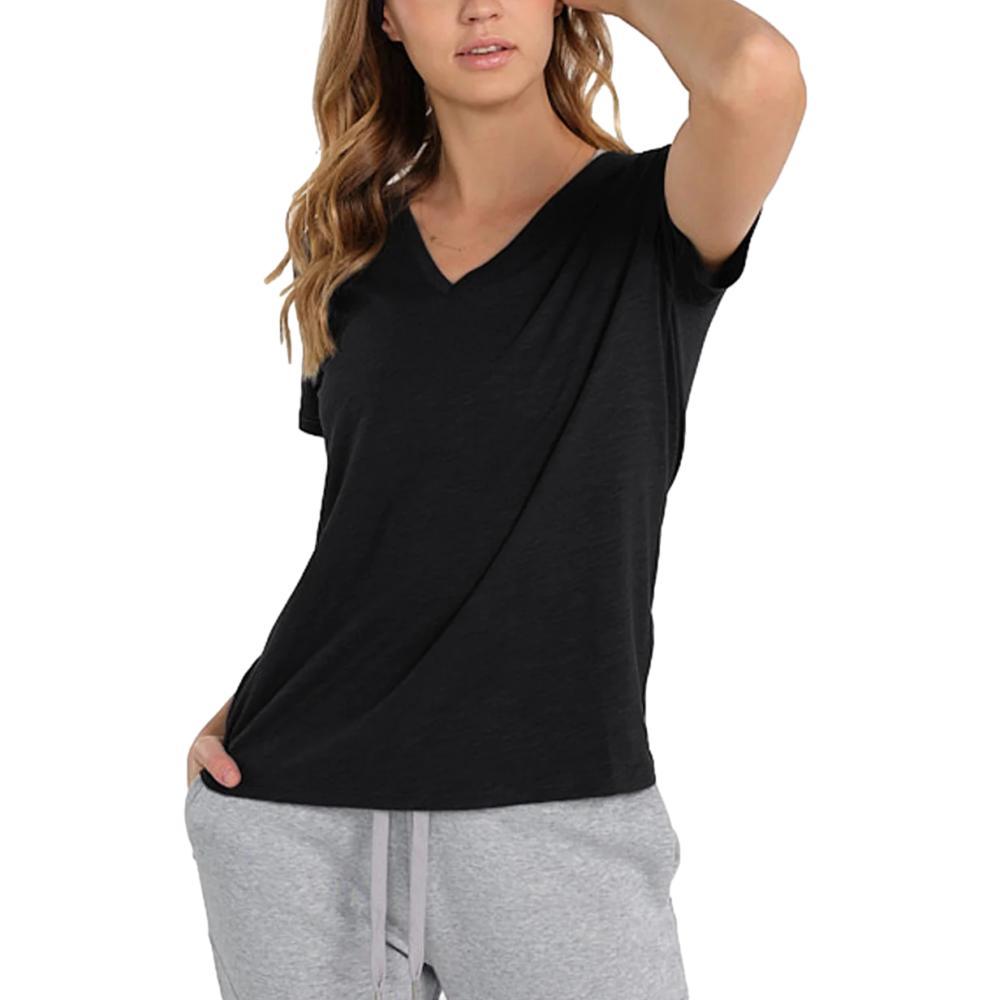 tasc Women's All Day V-Neck T-Shirt BLACKS_001