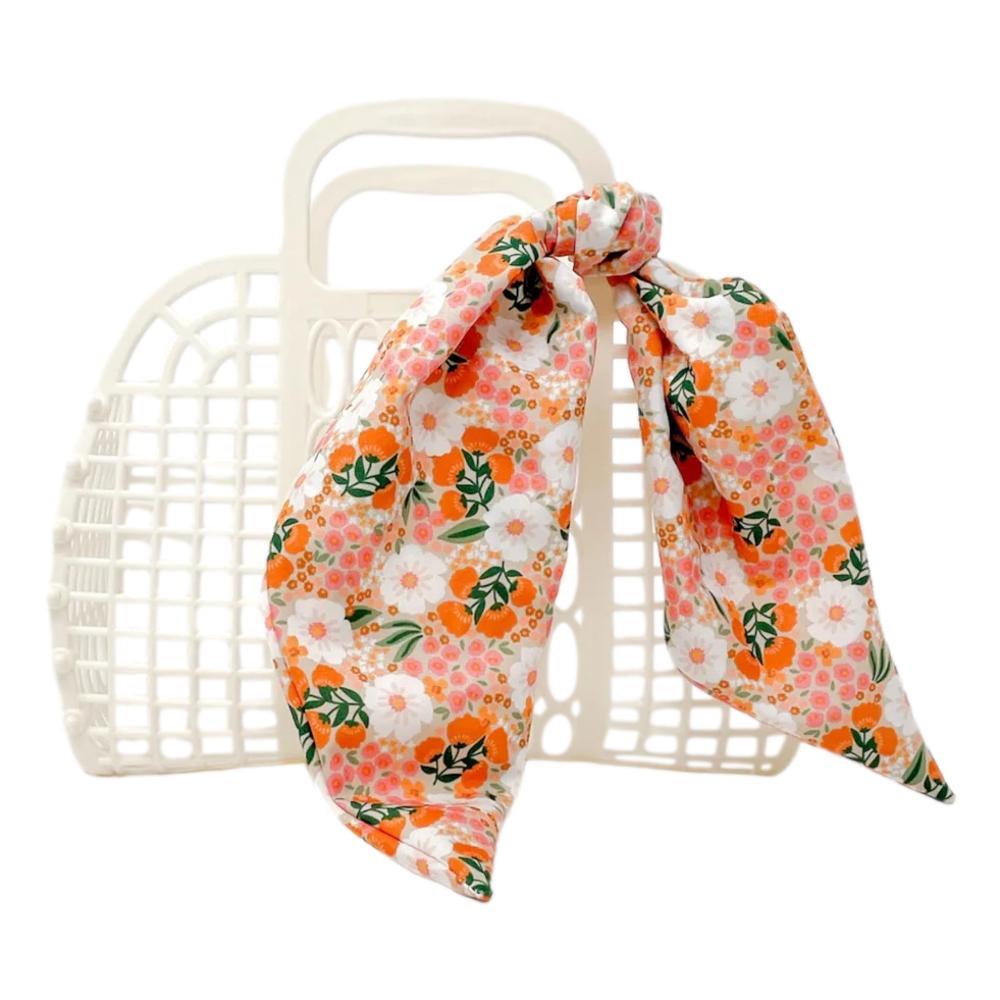 The Darling Effect So Jelly Basket with Sweet Meadow Scarf CREAM