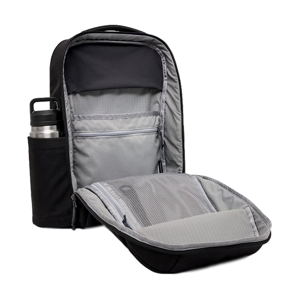 yeti crossroads backpack