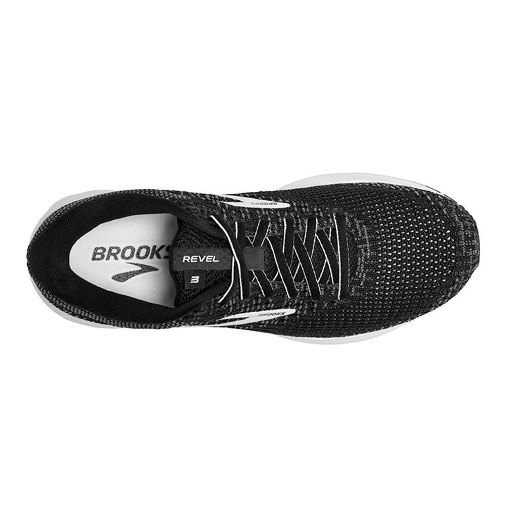 brooks non slip shoes