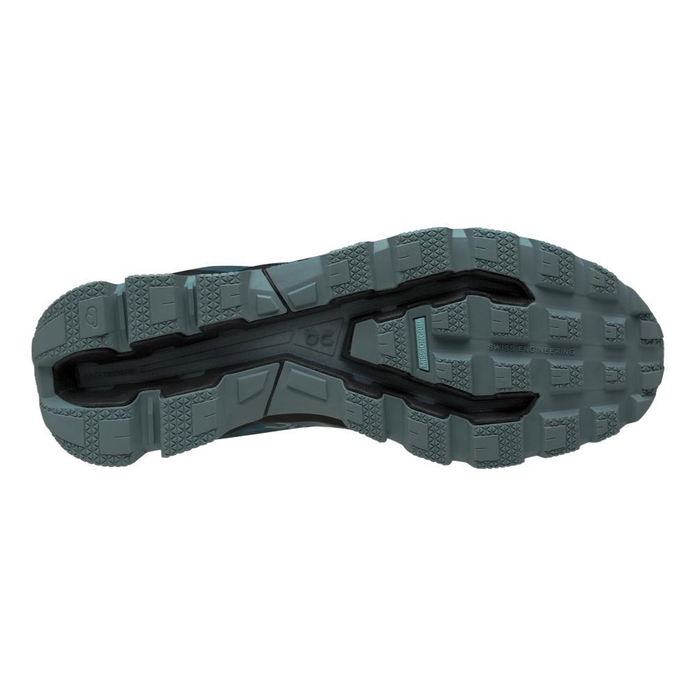 on inc running shoes