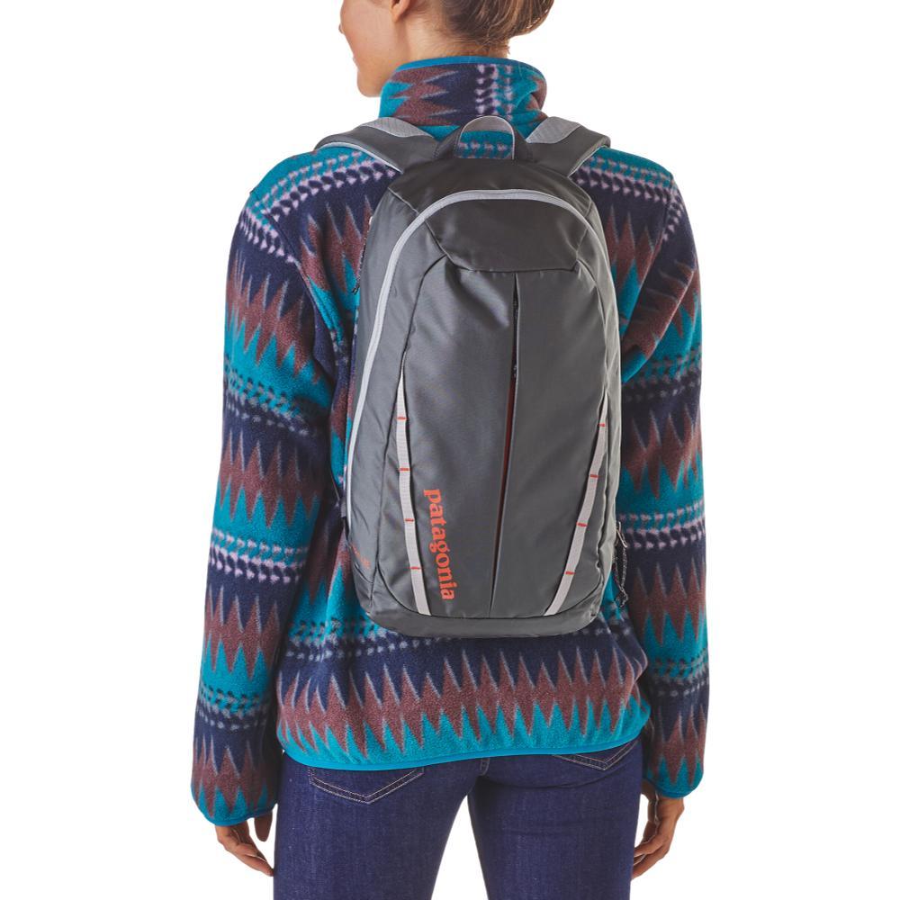 patagonia atom backpack 18l